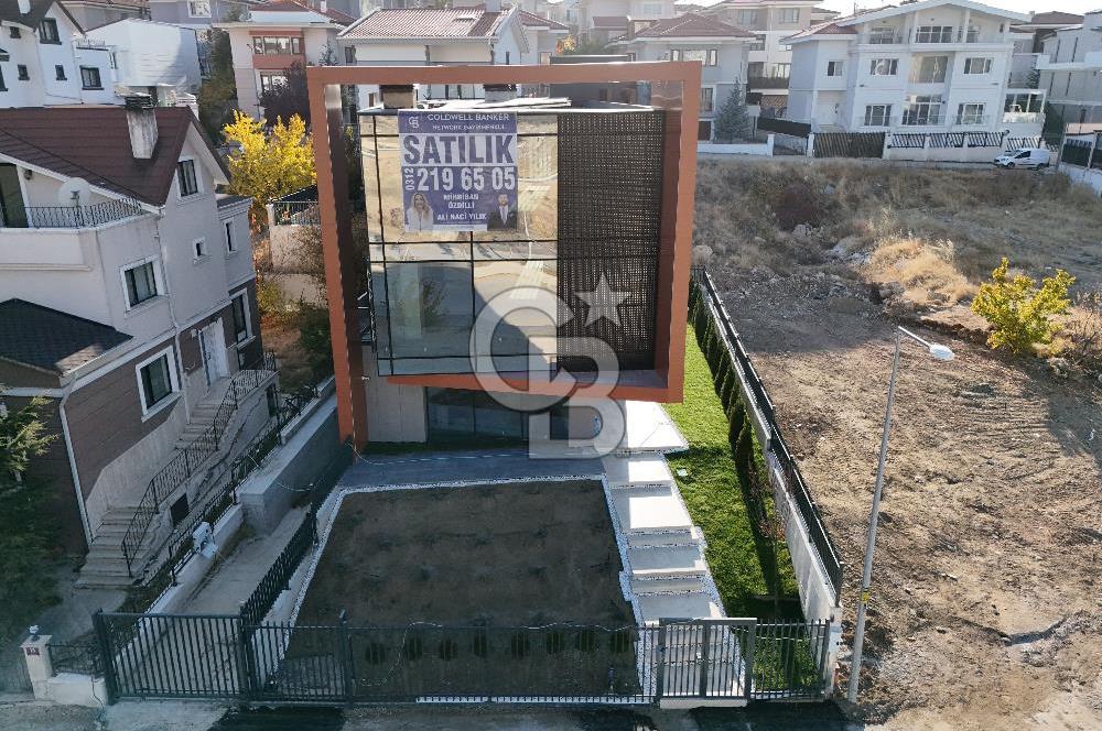 BİLKENT 3 ÖZEL TASARIM SATILIK YOLA CEPHE 4 KATLI BİNA