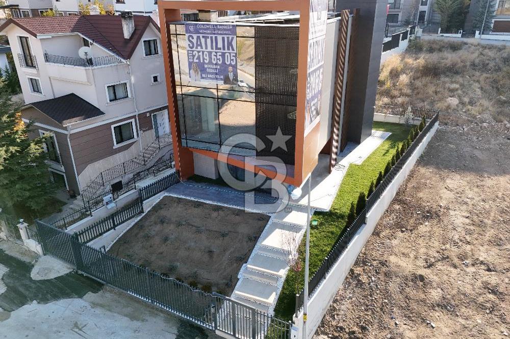 BİLKENT 3 ÖZEL TASARIM SATILIK YOLA CEPHE 4 KATLI BİNA