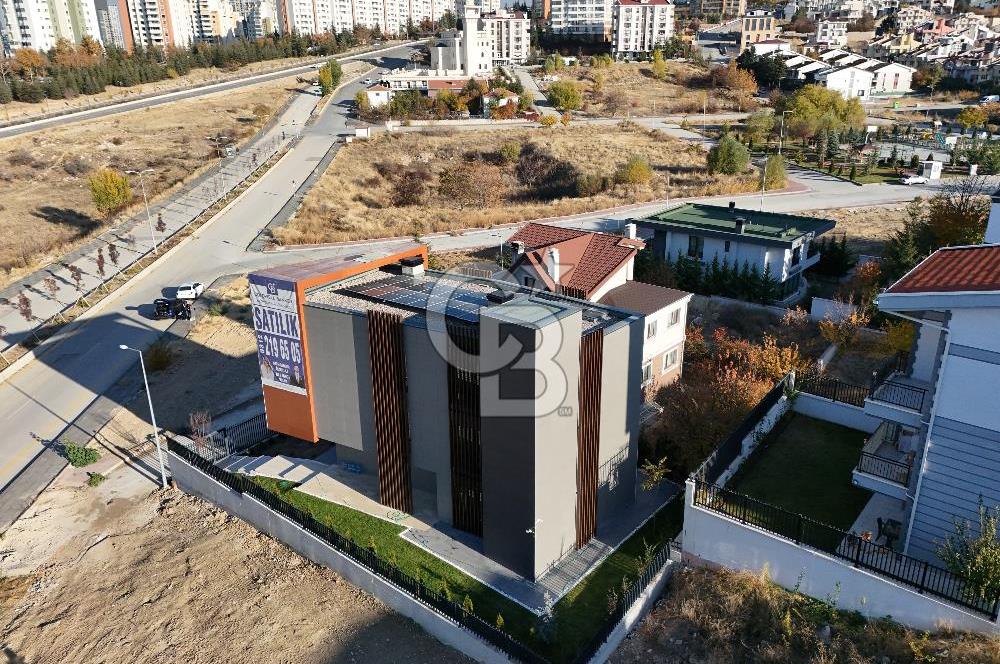 BİLKENT 3 ÖZEL TASARIM SATILIK YOLA CEPHE 4 KATLI BİNA
