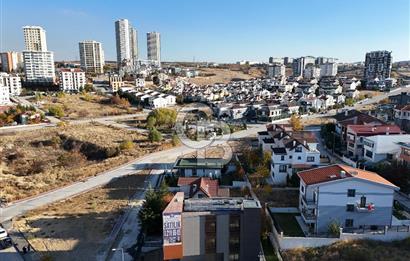 BİLKENT 3 ÖZEL TASARIM SATILIK YOLA CEPHE 4 KATLI BİNA