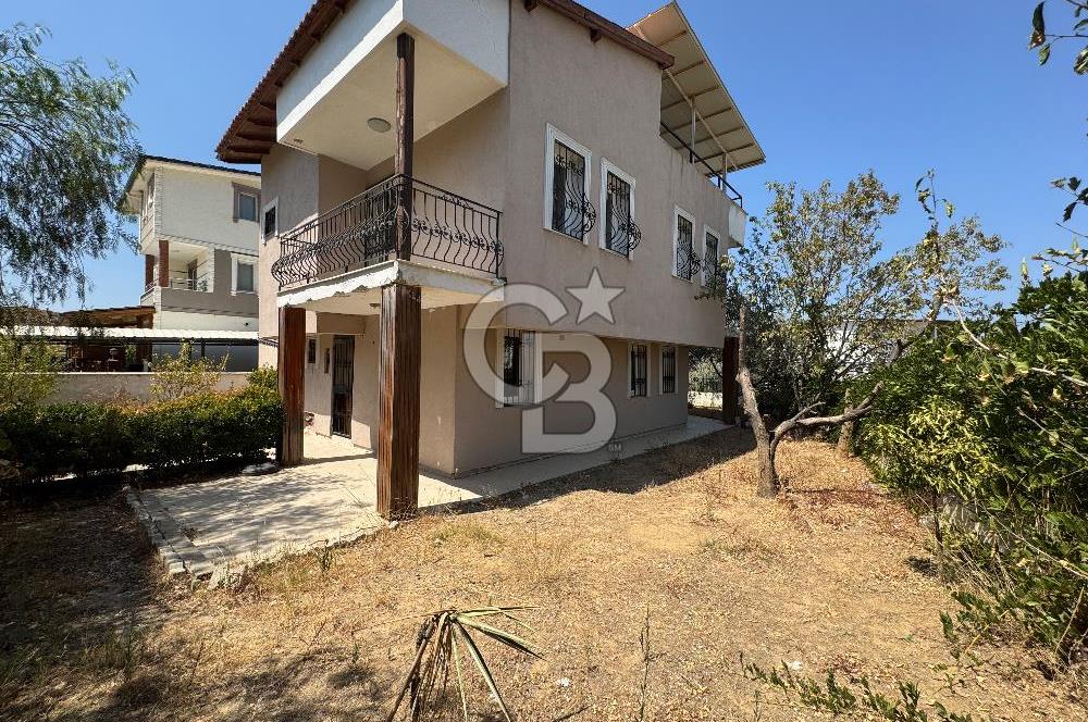 Güzelbahçe Çamlı'da Yeni Dört Mevsim Sitesinde Kiralık Villa