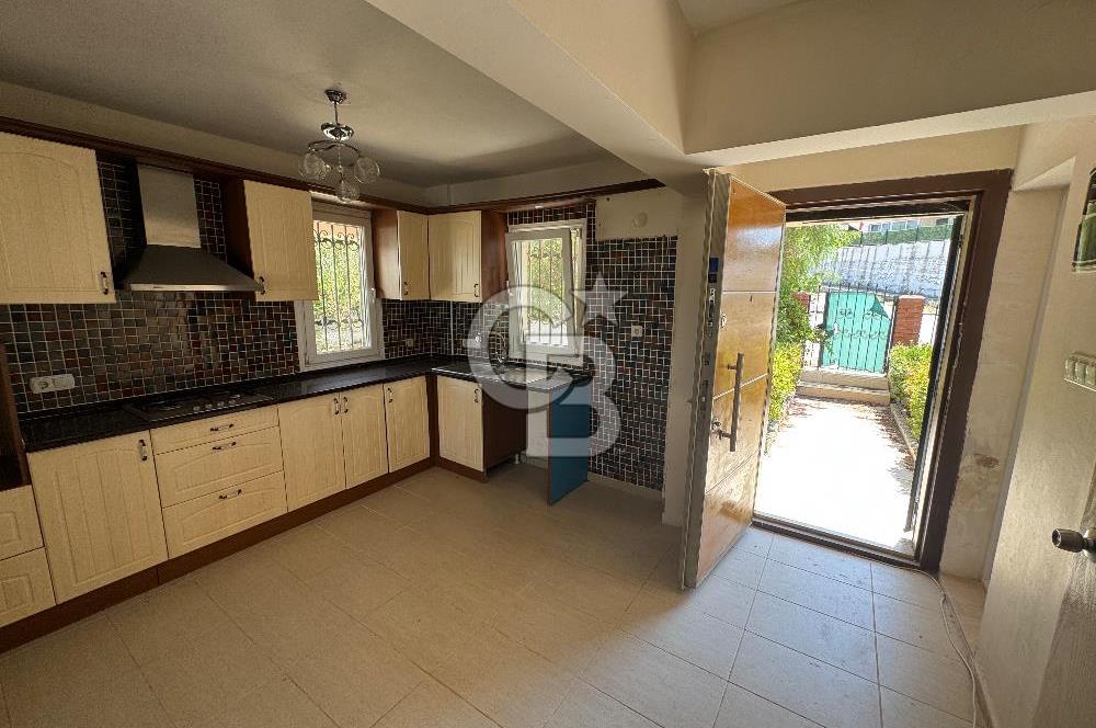 Güzelbahçe Çamlı'da Yeni Dört Mevsim Sitesinde Kiralık Villa