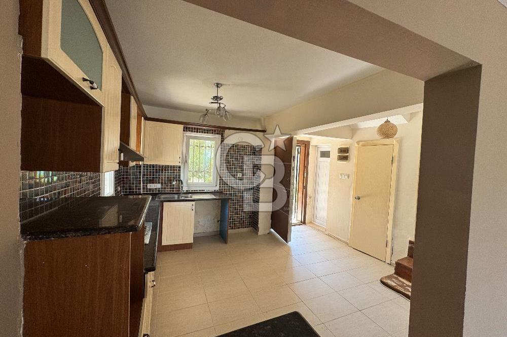 Güzelbahçe Çamlı'da Yeni Dört Mevsim Sitesinde Kiralık Villa