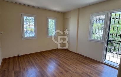 Güzelbahçe Çamlı'da Yeni Dört Mevsim Sitesinde Kiralık Villa