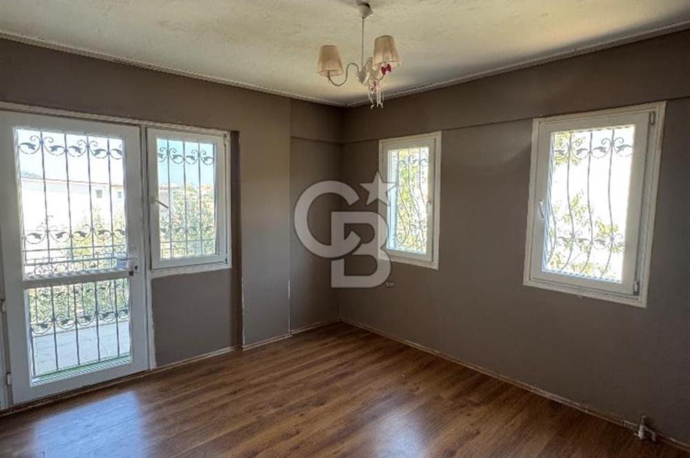 Güzelbahçe Çamlı'da Yeni Dört Mevsim Sitesinde Kiralık Villa