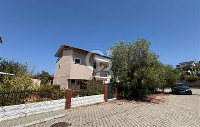 Güzelbahçe Çamlı'da Yeni Dört Mevsim Sitesinde Kiralık Villa