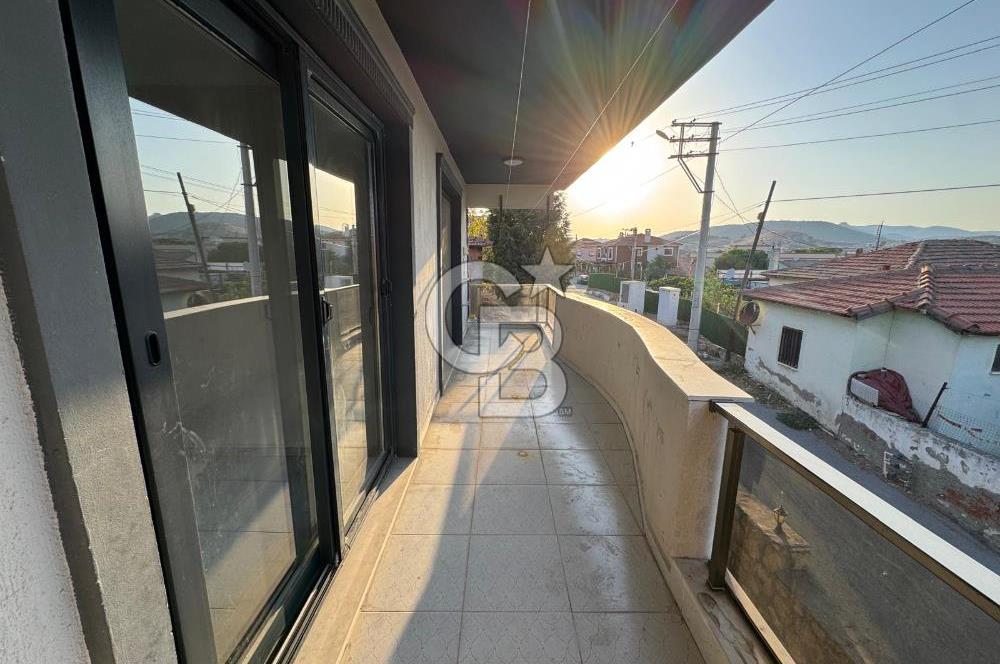 Foça Bağarası Kazım Dirik Mah. Kiralık 3+1 Kapalı Mutfak Daire