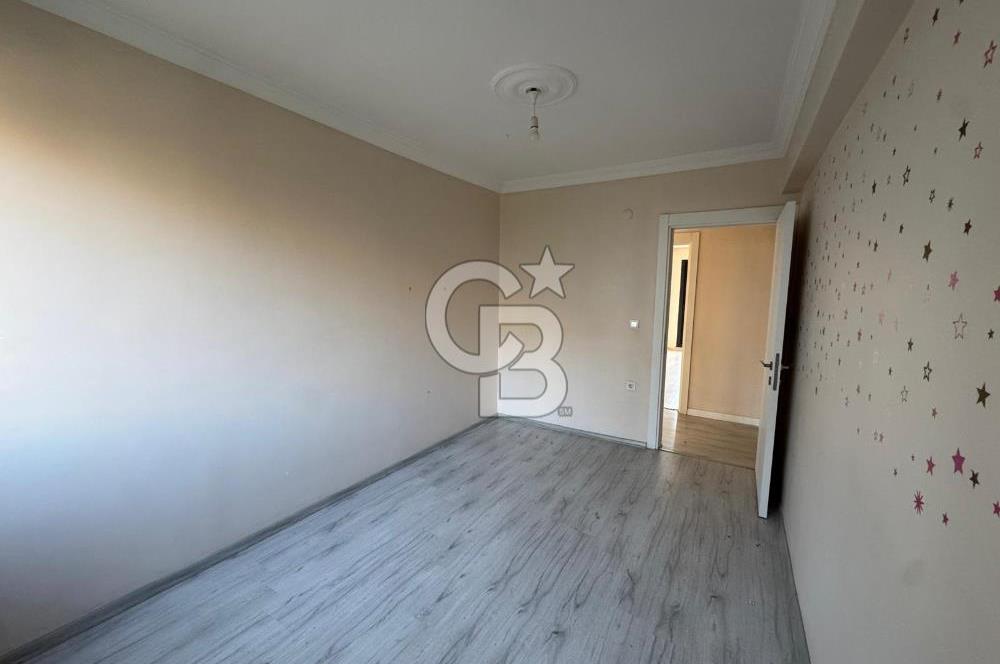 Foça Bağarası Kazım Dirik Mah. Kiralık 3+1 Kapalı Mutfak Daire