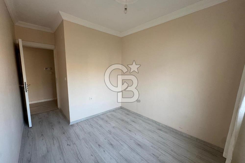 Foça Bağarası Kazım Dirik Mah. Kiralık 3+1 Kapalı Mutfak Daire