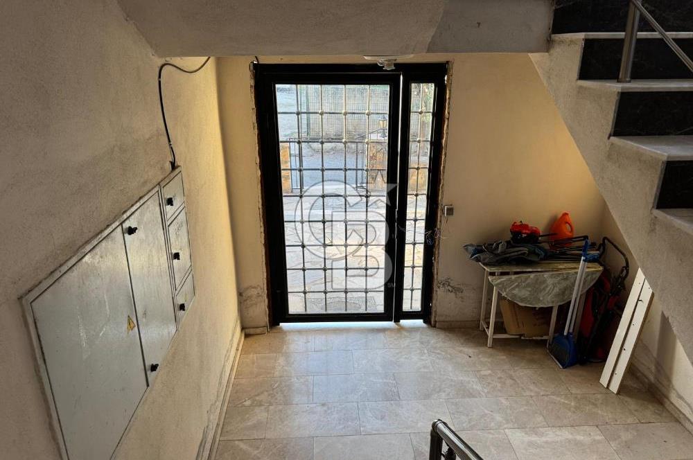 Foça Bağarası Kazım Dirik Mah. Kiralık 3+1 Kapalı Mutfak Daire
