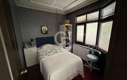 EVİM SİTESİNDE 3 KATLI BAHÇELİ SATILIK TRİPLEX VİLLA