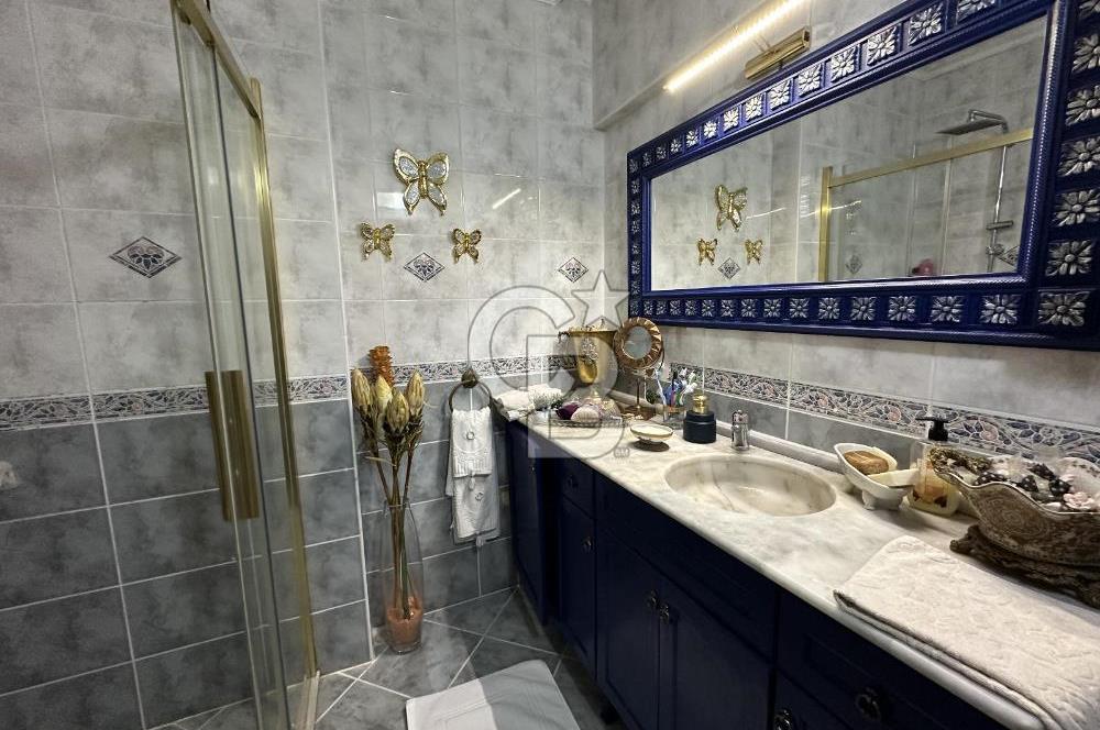 EVİM SİTESİNDE 3 KATLI BAHÇELİ SATILIK TRİPLEX VİLLA