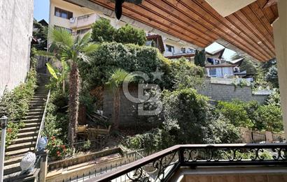 EVİM SİTESİNDE 3 KATLI BAHÇELİ SATILIK TRİPLEX VİLLA