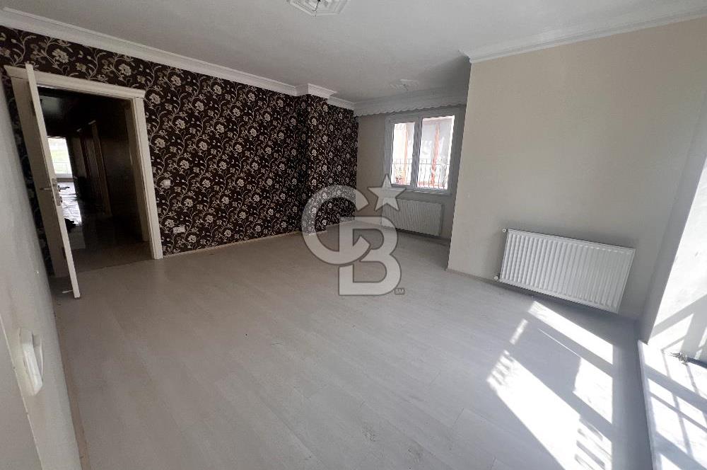 Büyükçekmece Elit Apartmanı 4+1 Boş Satılık Daire