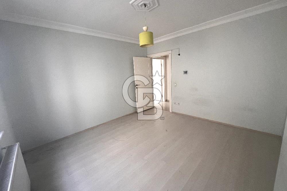 Büyükçekmece Elit Apartmanı 4+1 Boş Satılık Daire