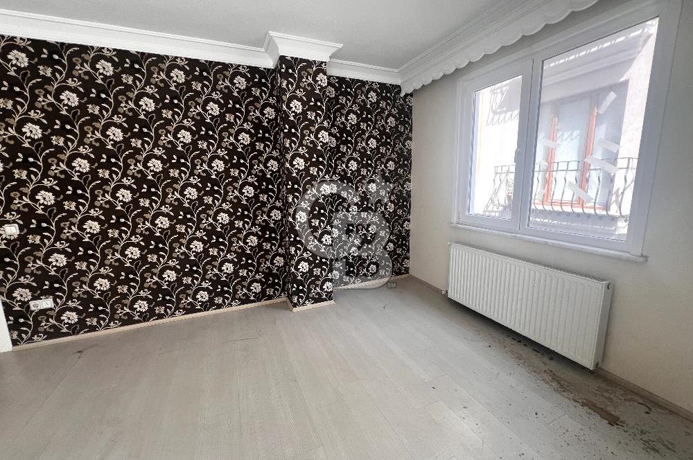 Büyükçekmece Elit Apartmanı 4+1 Boş Satılık Daire