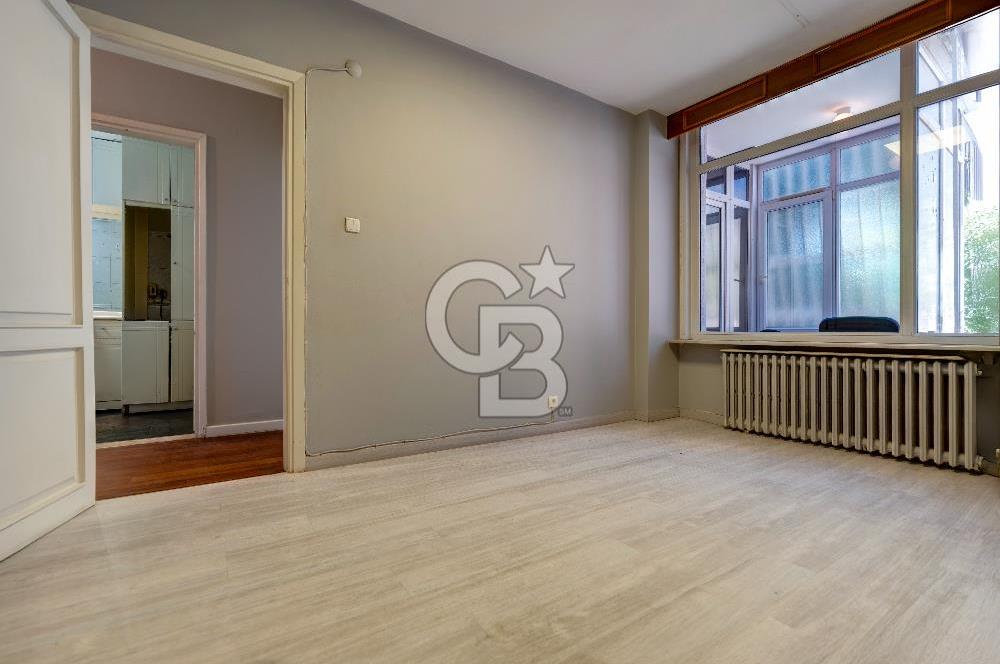 ARNAVUTKÖY MUHTEŞEM DENİZ MANZARALI 3+1 OTOPARK'LI