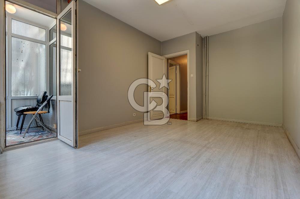 ARNAVUTKÖY MUHTEŞEM DENİZ MANZARALI 3+1 OTOPARK'LI