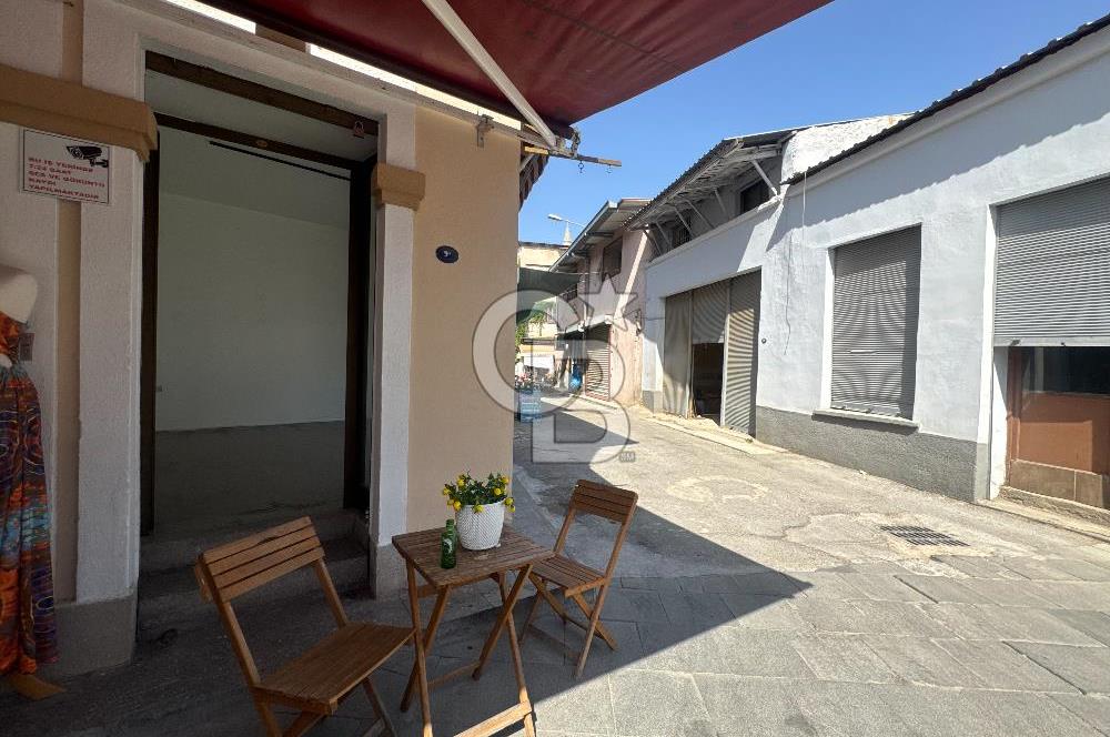 İZMİR, KEMERALTI, ANTİKACILAR ÇARŞISI'NDA 22 M2 KİRALIK DÜKKAN