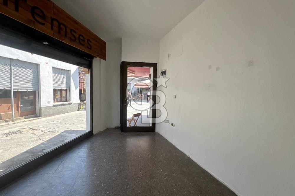 İZMİR, KEMERALTI, ANTİKACILAR ÇARŞISI'NDA 22 M2 KİRALIK DÜKKAN