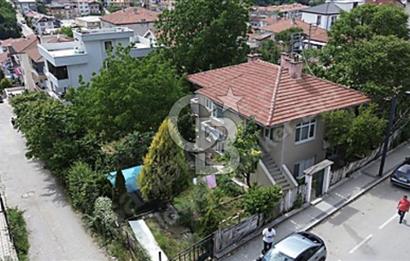 Yatırıma Hazır! 757 m² Arsa 1.2 Emsal, İçinde 2 Katlı Bina !