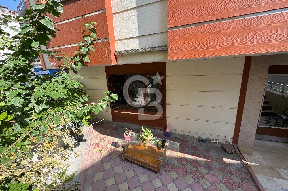 ÜNALAN MAHALLESİNDE METROYA YÜRÜME MESAFESİNDE 2+1 / 65 m²