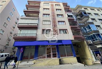 İZMİR YEŞİLYURT YILDIZ CAD.ÇİFT CEPHE SATILIK KÖŞE DÜKKAN