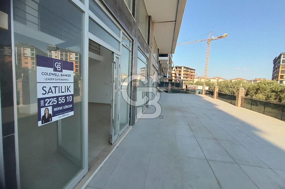 BALIKESİR EDREMİT NOVADA AVM YANI SATILIK GENİŞ DÜKKAN