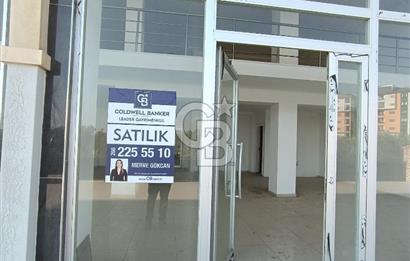 BALIKESİR EDREMİT NOVADA AVM YANI SATILIK GENİŞ DÜKKAN