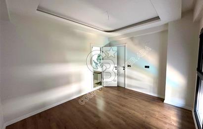 Kuşadası Değirmendere'de 2+1 Boş Kiralık Daire