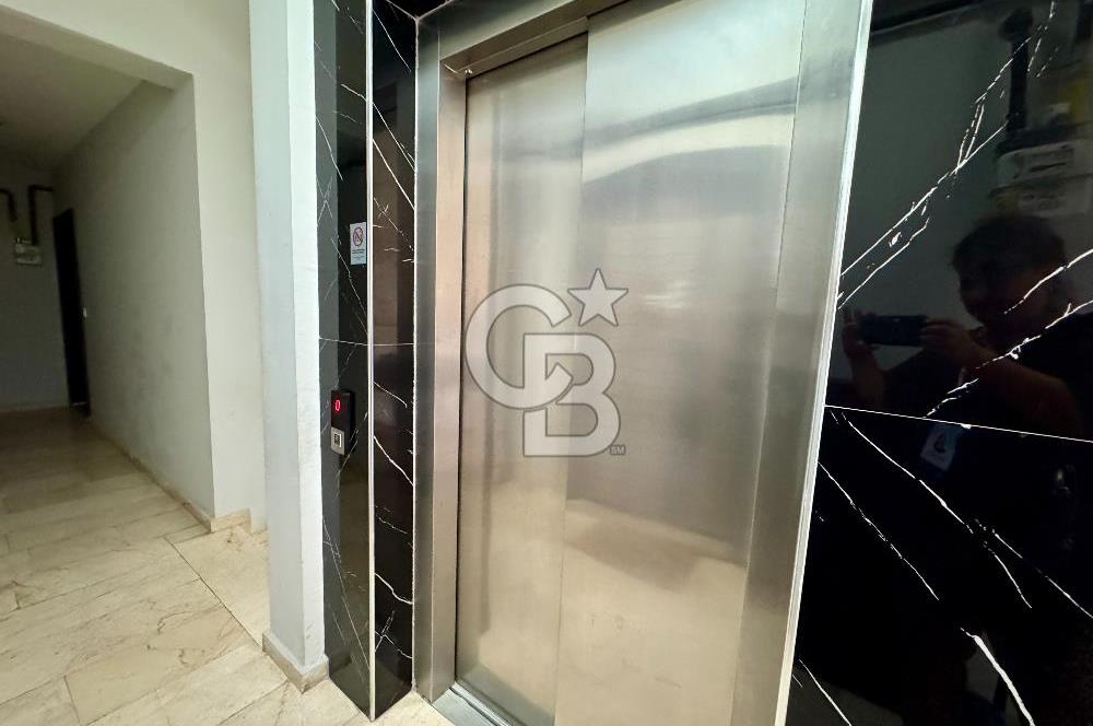 TUZLA MERKEZ’DE OTOPARKLI, ARA KAT 2+1 DAİRE - YENİ BİNADA