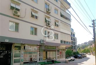 Bayraklı'da Anadolu Cad. ve Denize 200 M 3+1 130 M2