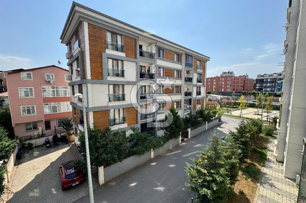 TUZLA MERKEZ’DE OTOPARKLI, ARA KAT 2+1 DAİRE - YENİ BİNADA