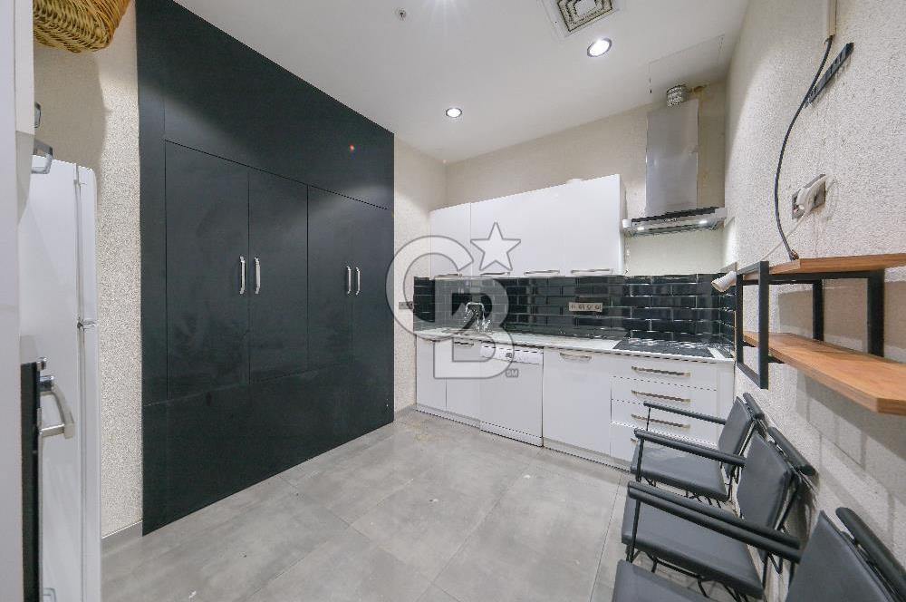 Kennedy Caddesi Cepheli Ottomare Suiteste Kiralık Dükkan