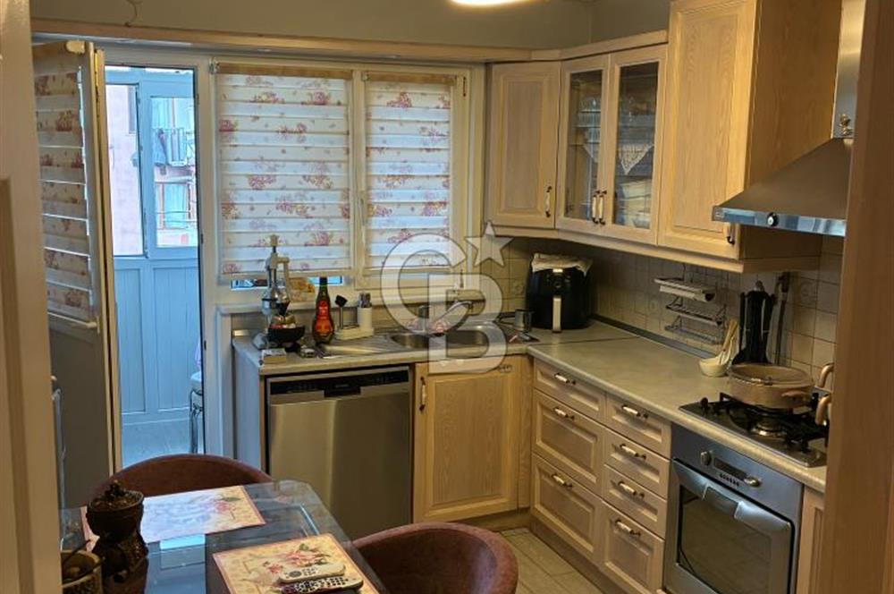 Fatih Balipaşa Caddesi'nde Net 120 m² Satılık 3+1 Daire