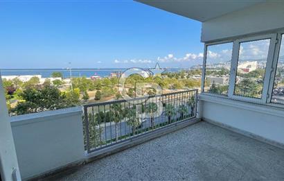 ATATÜRK BULVARINA CEPHE EŞSİZ DENİZ MANZARALI SATILIK 3+1 DAİRE