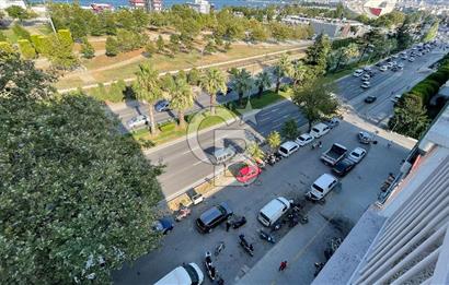 ATATÜRK BULVARINA CEPHE EŞSİZ DENİZ MANZARALI SATILIK 3+1 DAİRE