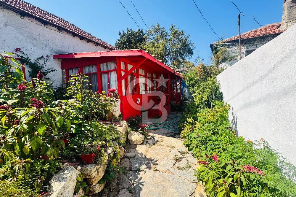 Foça Ilıpınar'da Eşyalı Kiralık 1+1 Müstakil Ev