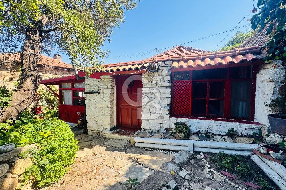 Foça Ilıpınar'da Eşyalı Kiralık 1+1 Müstakil Ev