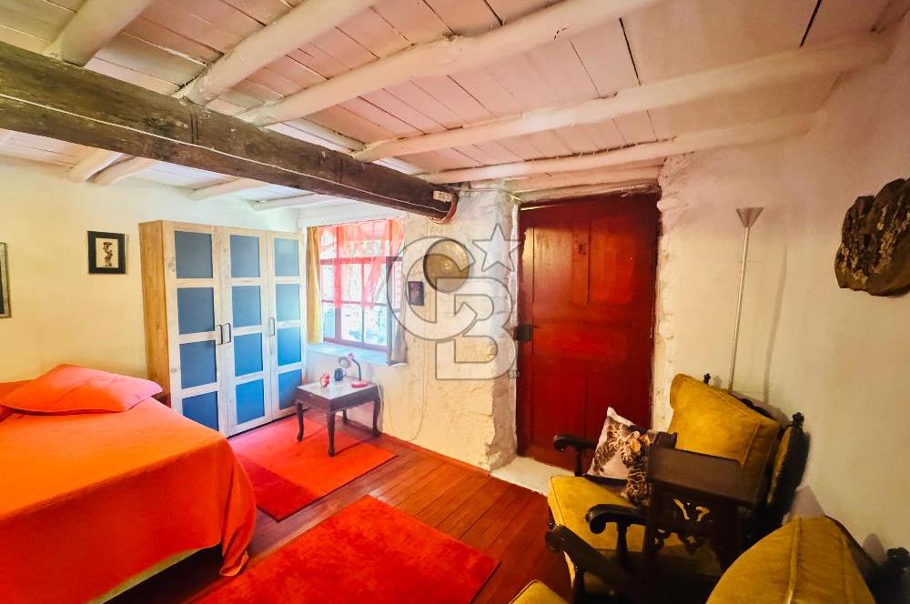Foça Ilıpınar'da Eşyalı Kiralık 1+1 Müstakil Ev