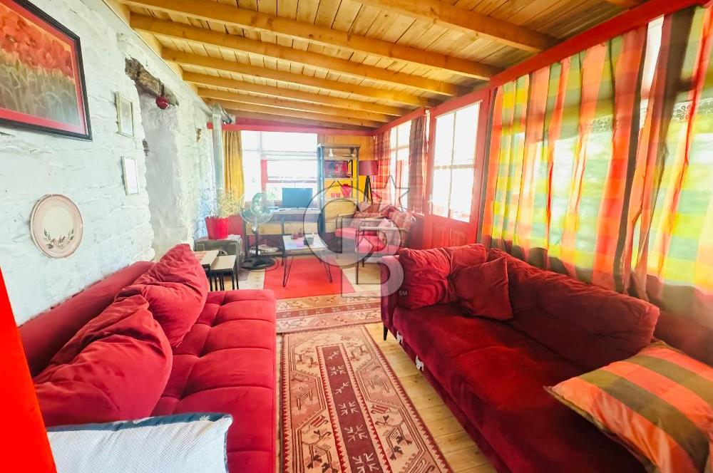 Foça Ilıpınar'da Eşyalı Kiralık 1+1 Müstakil Ev