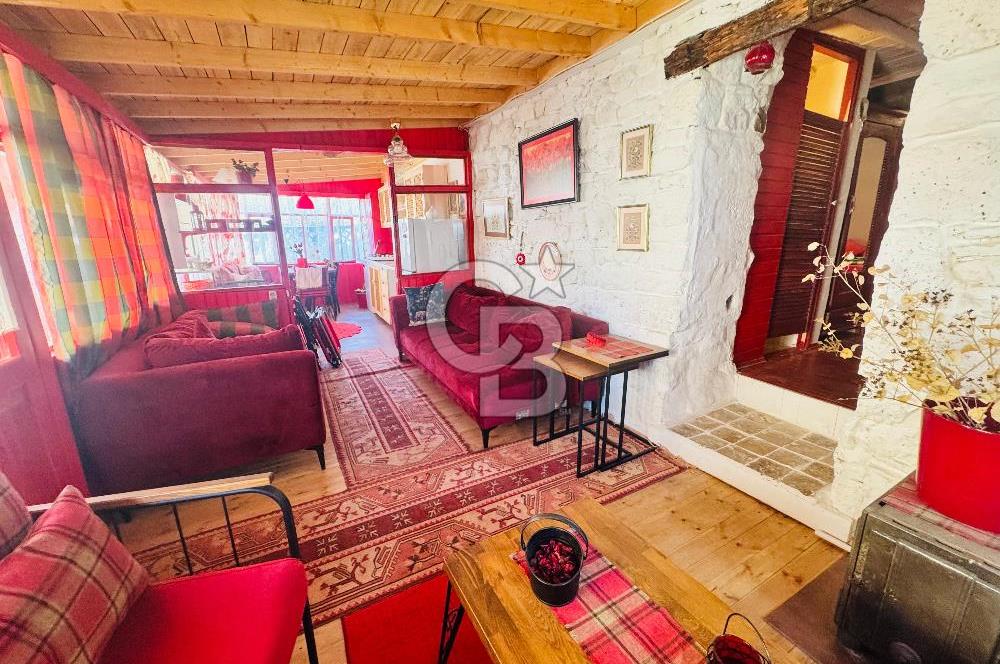 Foça Ilıpınar'da Eşyalı Kiralık 1+1 Müstakil Ev
