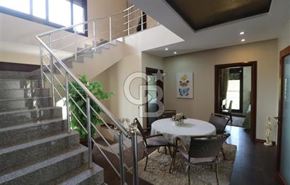 Mersin Toroslar Soğucak İstiklal Cad. Satılık 1255M² Arsa ve Villa