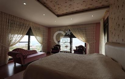 Mersin Toroslar Soğucak İstiklal Cad. Satılık 1255M² Arsa ve Villa