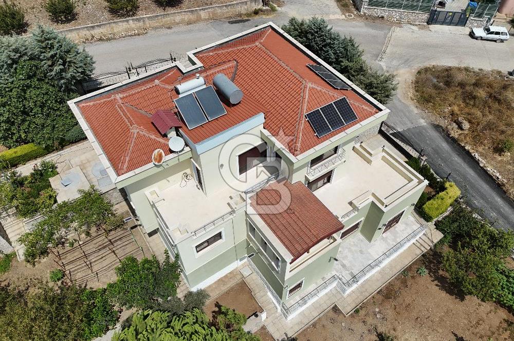 Mersin Toroslar Soğucak İstiklal Cad. Satılık 1255M² Arsa ve Villa