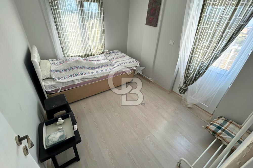 Lapseki Çardak'ta Boğaz ve Köprü Manzaralı Kiralık Bahçeli Villa
