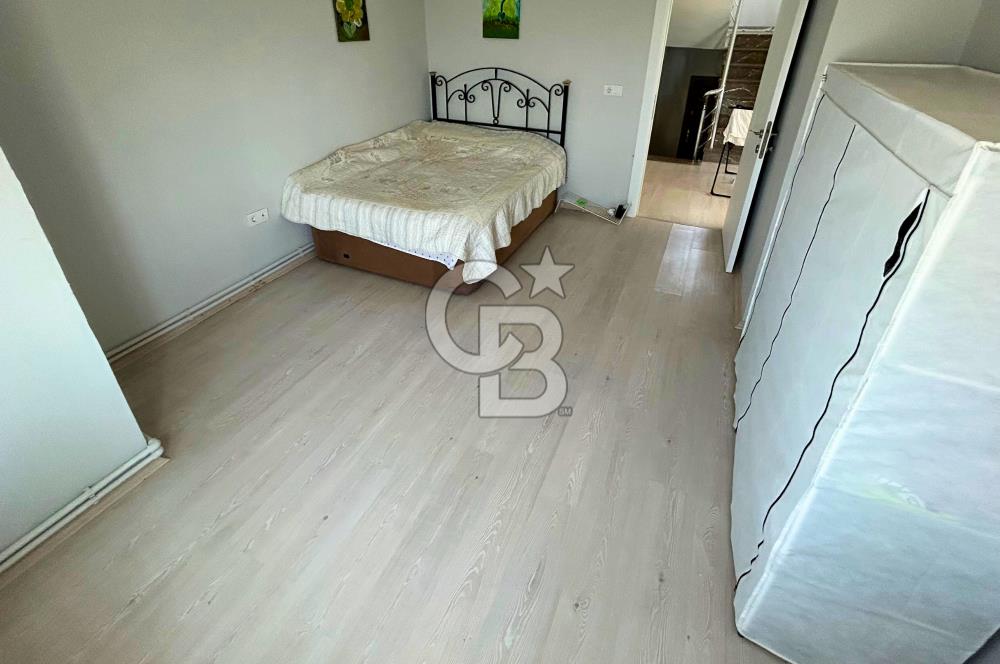 Lapseki Çardak'ta Boğaz ve Köprü Manzaralı Kiralık Bahçeli Villa