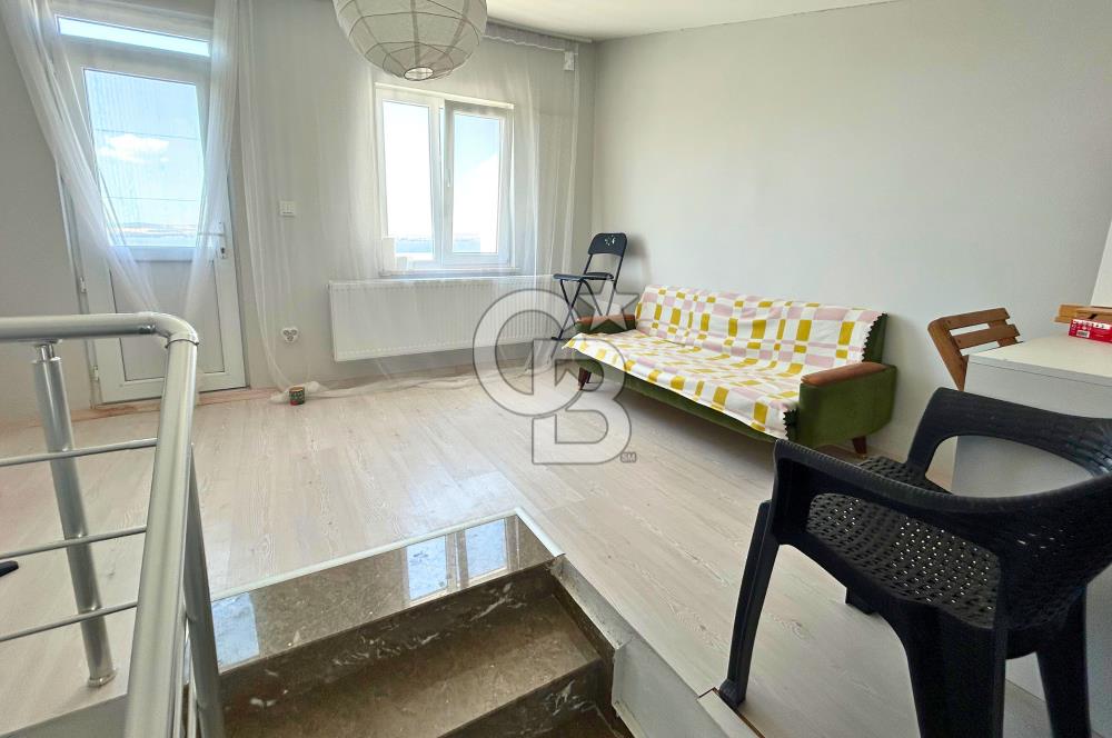 Lapseki Çardak'ta Boğaz ve Köprü Manzaralı Kiralık Bahçeli Villa