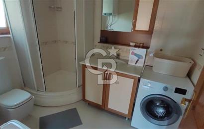 ÇEŞME ALAÇATI'DA HAVUZLU FUL EŞYALI 3+1 KİRALIK TAŞ VİLLA