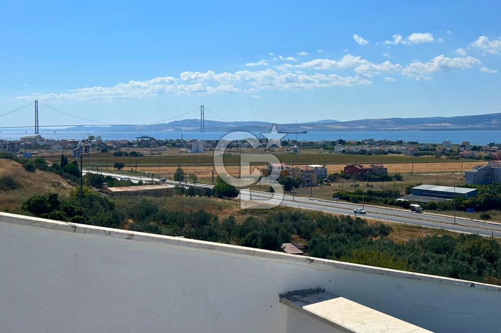 Lapseki Çardak'ta Boğaz ve Köprü Manzaralı Kiralık Bahçeli Villa